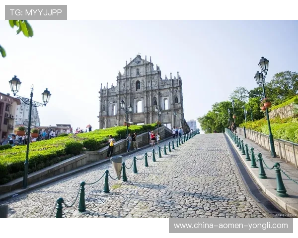 澳门凯旋门的具体位置在哪里以及周边交通和旅游攻略全解析